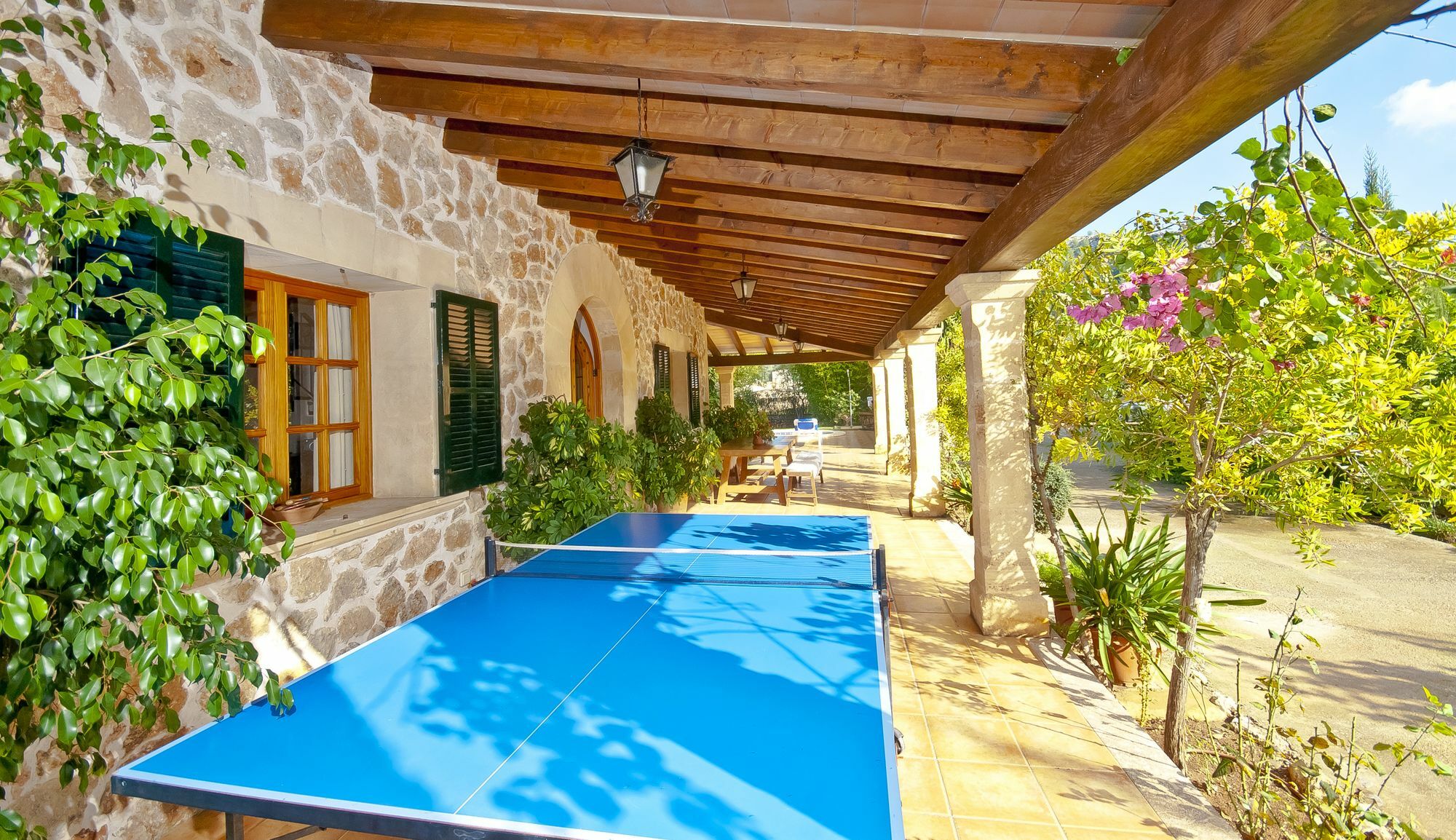 Can Bajoca Hotel *